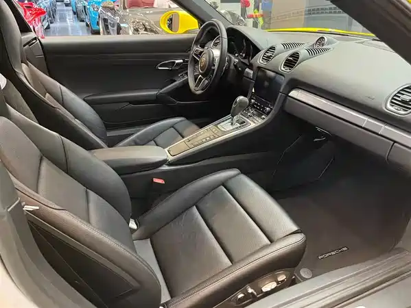 Porsche 718 2018