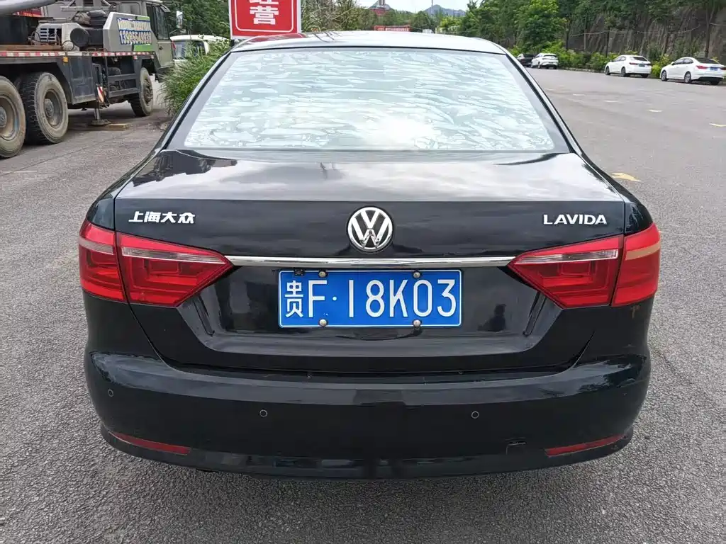 Volkswagen Lavida 2013