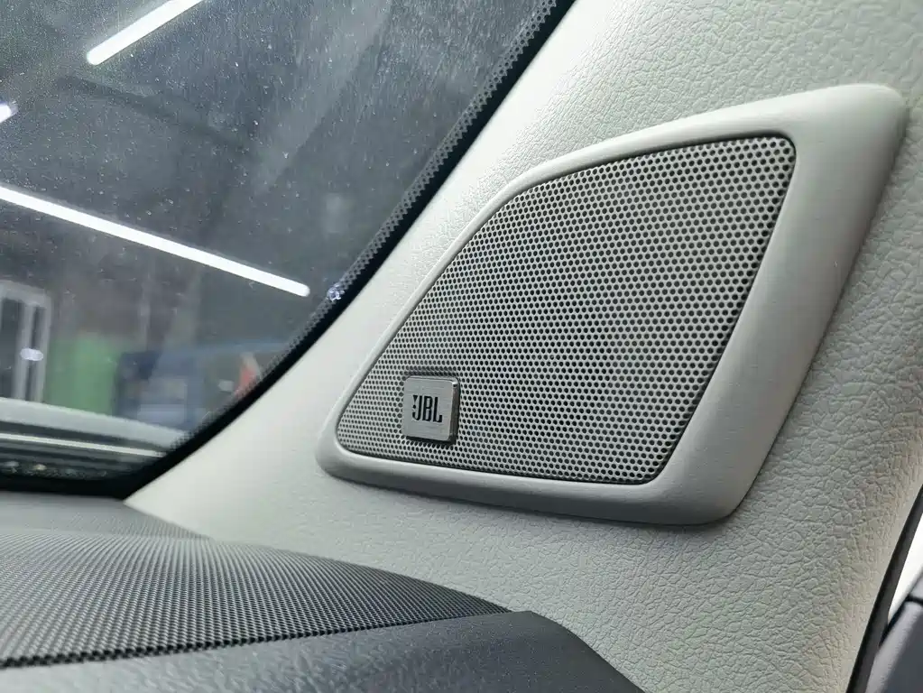 Toyota Prado 2016 — фото 15