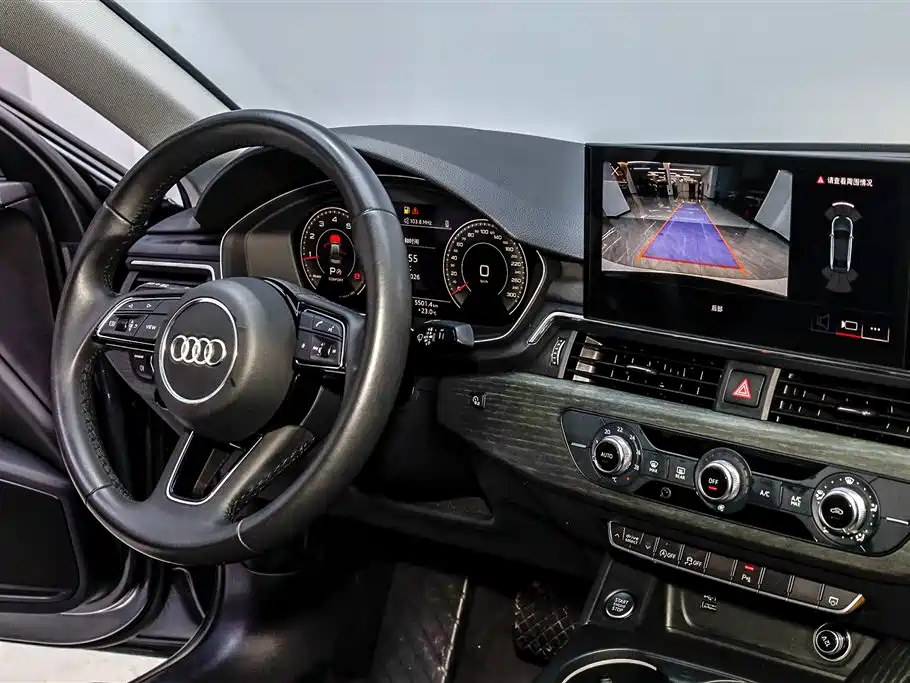Audi A4L 2023 — фото 27