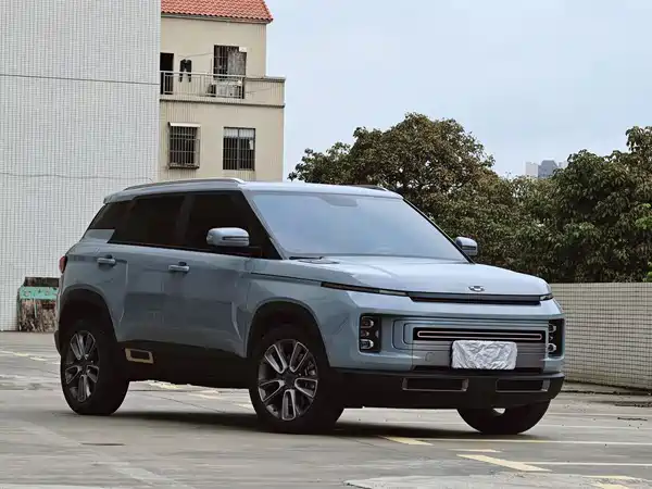 Geely ICON 2020