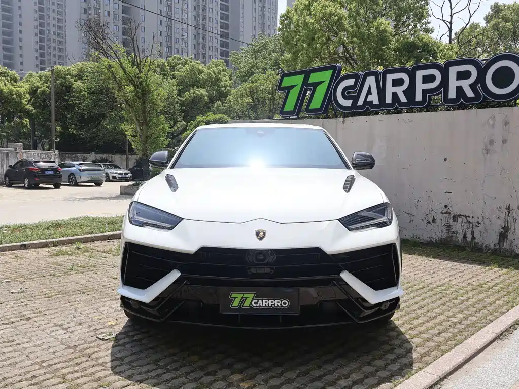 Lamborghini Urus 2023 — фото 2
