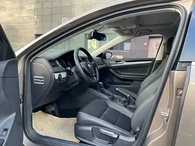 Volkswagen Sagitar 2017