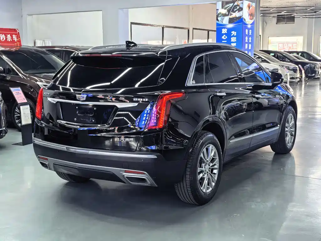 Cadillac XT5 2020 — фото 14