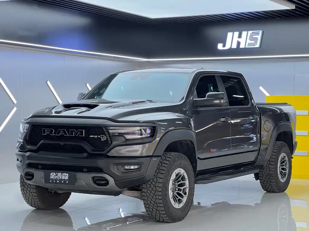 RAM Trucks 2023 — фото 1