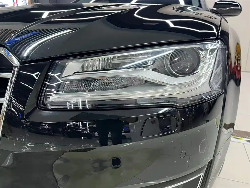 Audi A8 2017 — фото 14