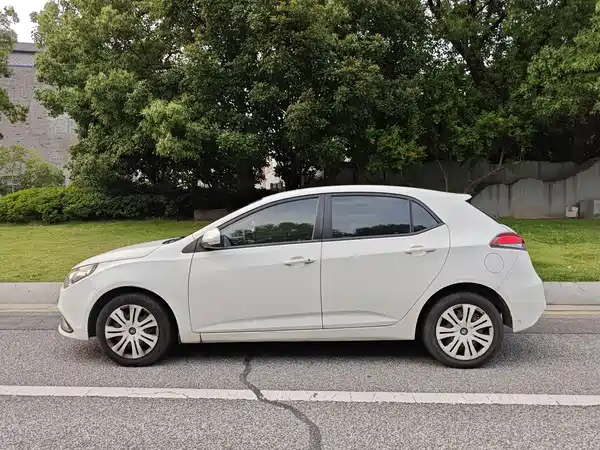 MG5 2012