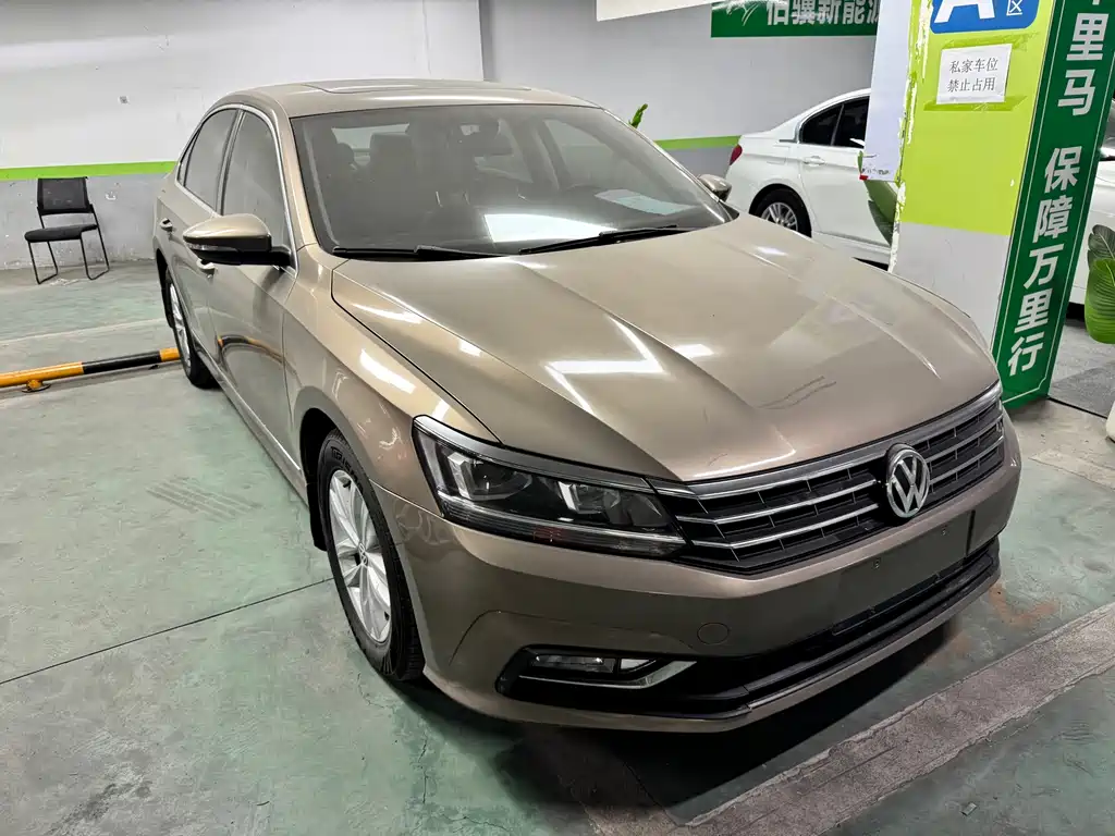 Volkswagen Passat 2017 — фото 3