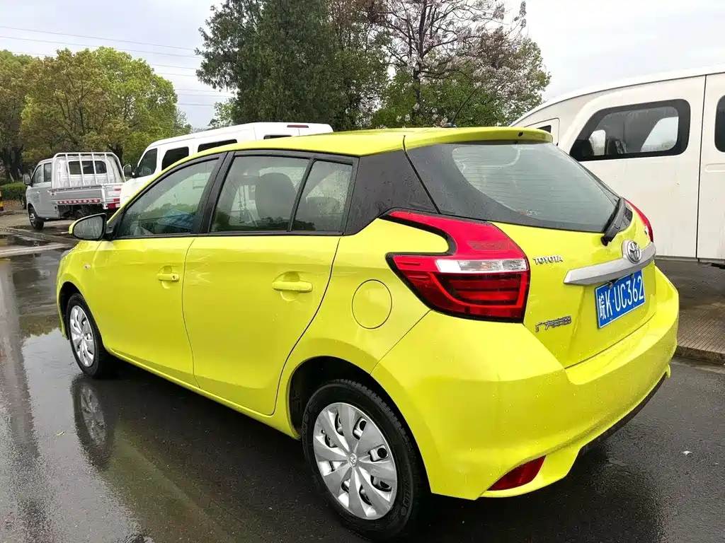 Toyota Yaris L 2017