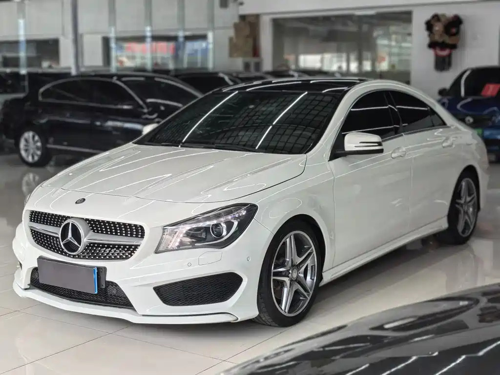 Mercedes-Benz CLA 2015