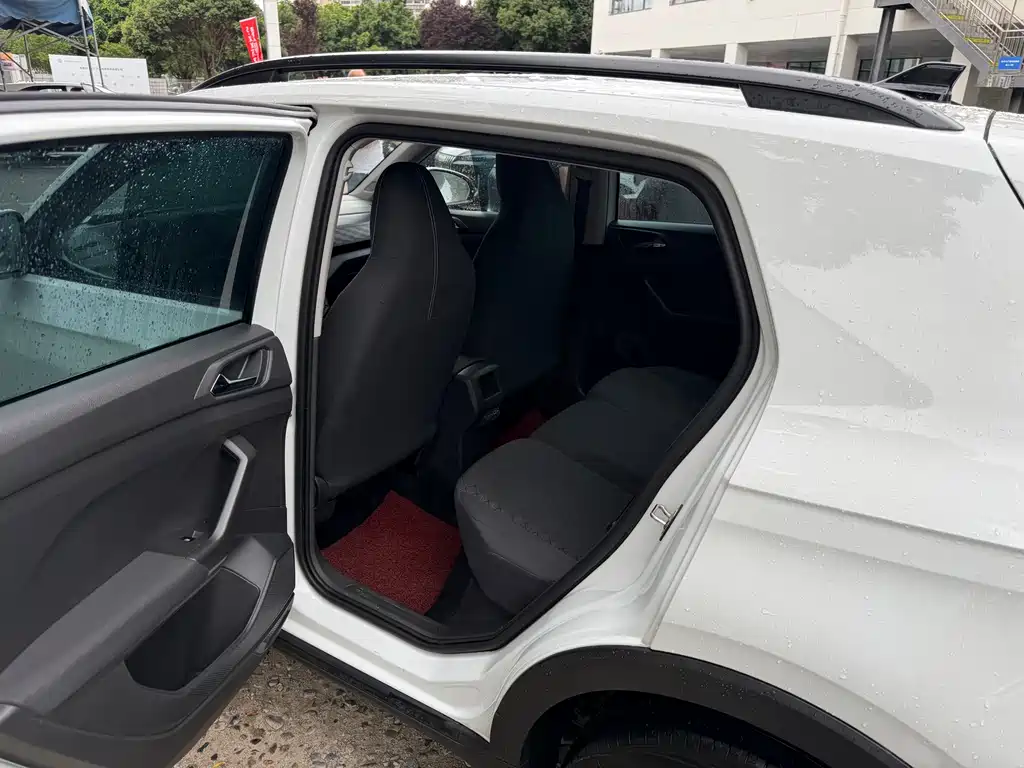 Volkswagen T-Cross 2025