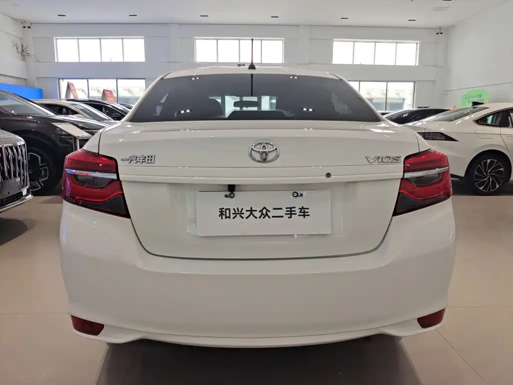 Toyota Vios 2022 — фото 4