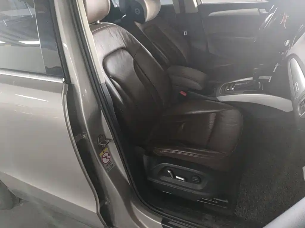 Audi Q5 2015 — фото 25