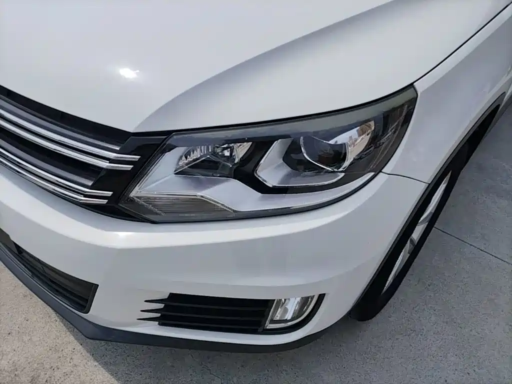 Volkswagen Tiguan 2018 — фото 24