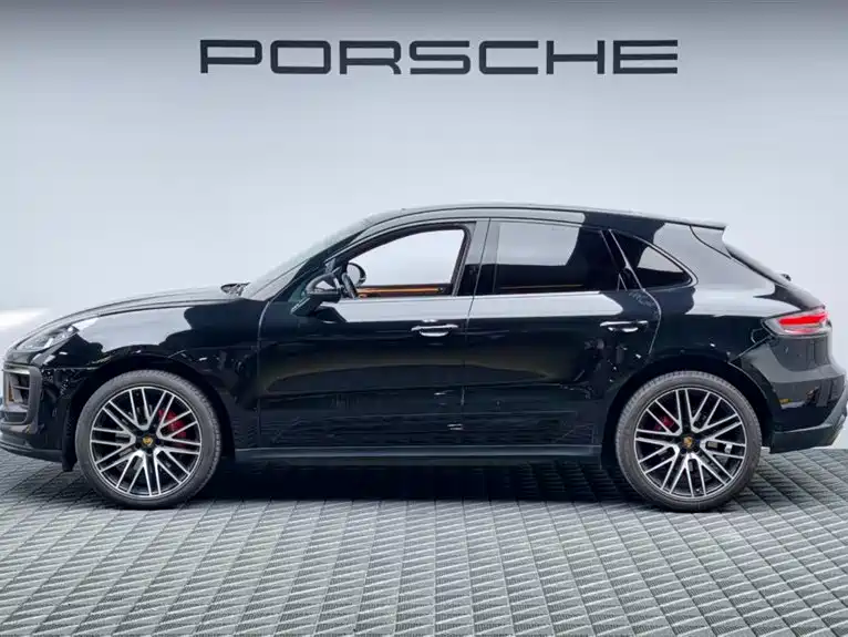 Porsche Macan 2023 — фото 4