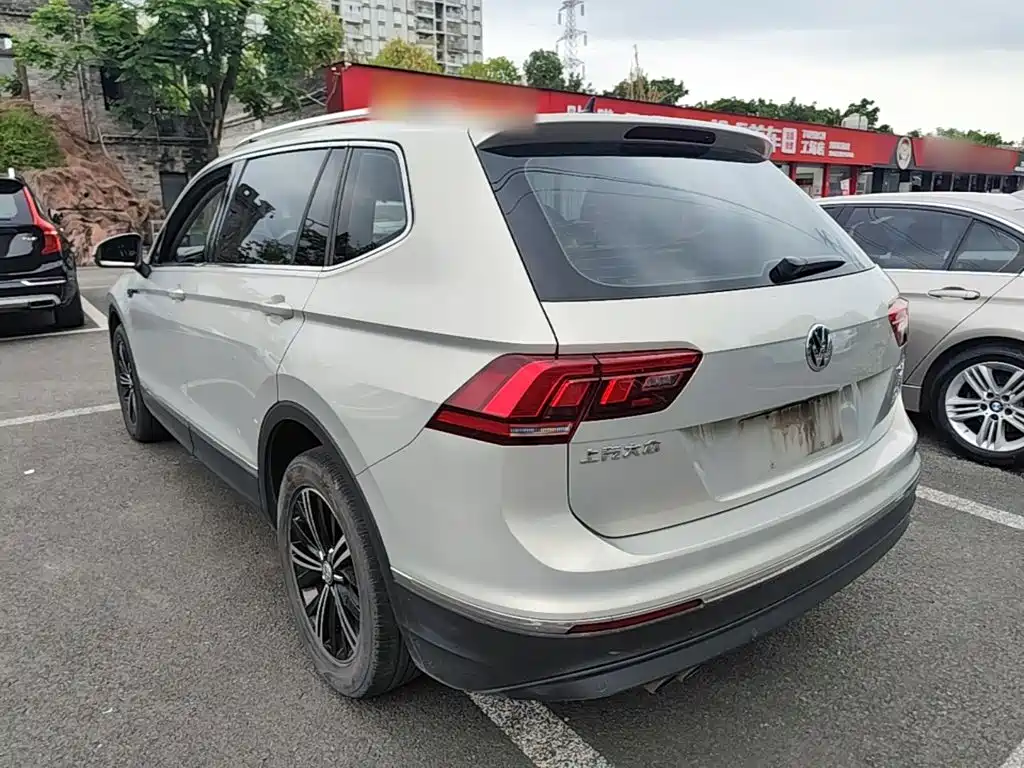 Volkswagen Tiguan L 2019