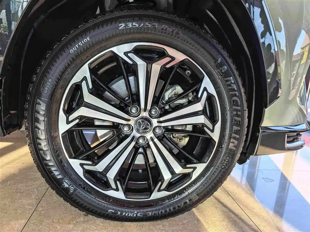 Toyota RAV4 Rongfang Dual Engine E+ 2021 — фото 10
