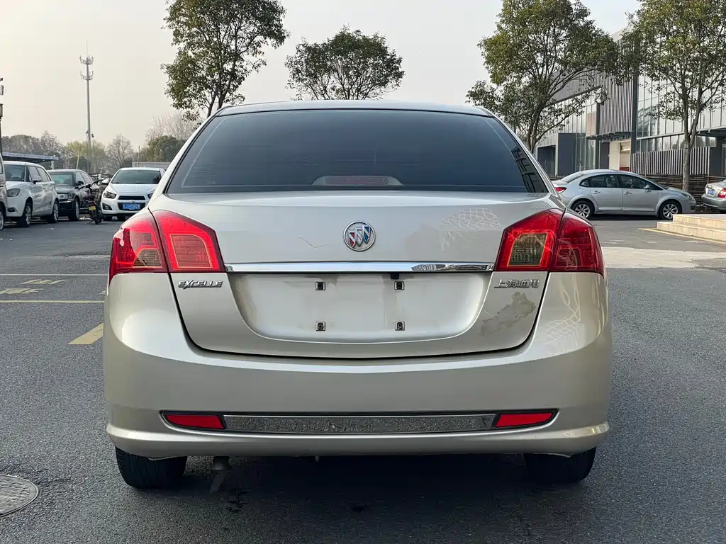 Buick Excelle 2014 — фото 12