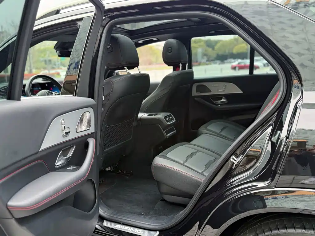 Mercedes-Benz GLE AMG 2025 — фото 11