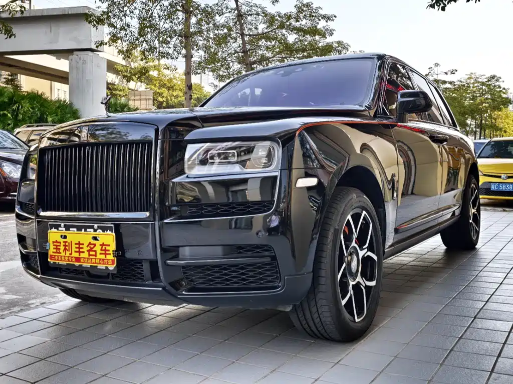 Rolls-Royce Cullinan 2021 — фото 2