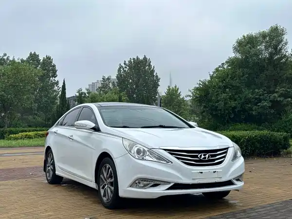 Hyundai Sonata 2013