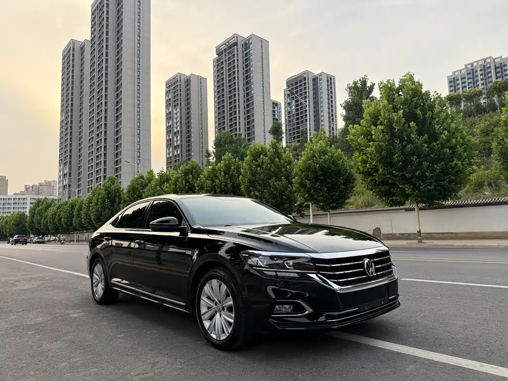 Volkswagen Passat 2019 — фото 3