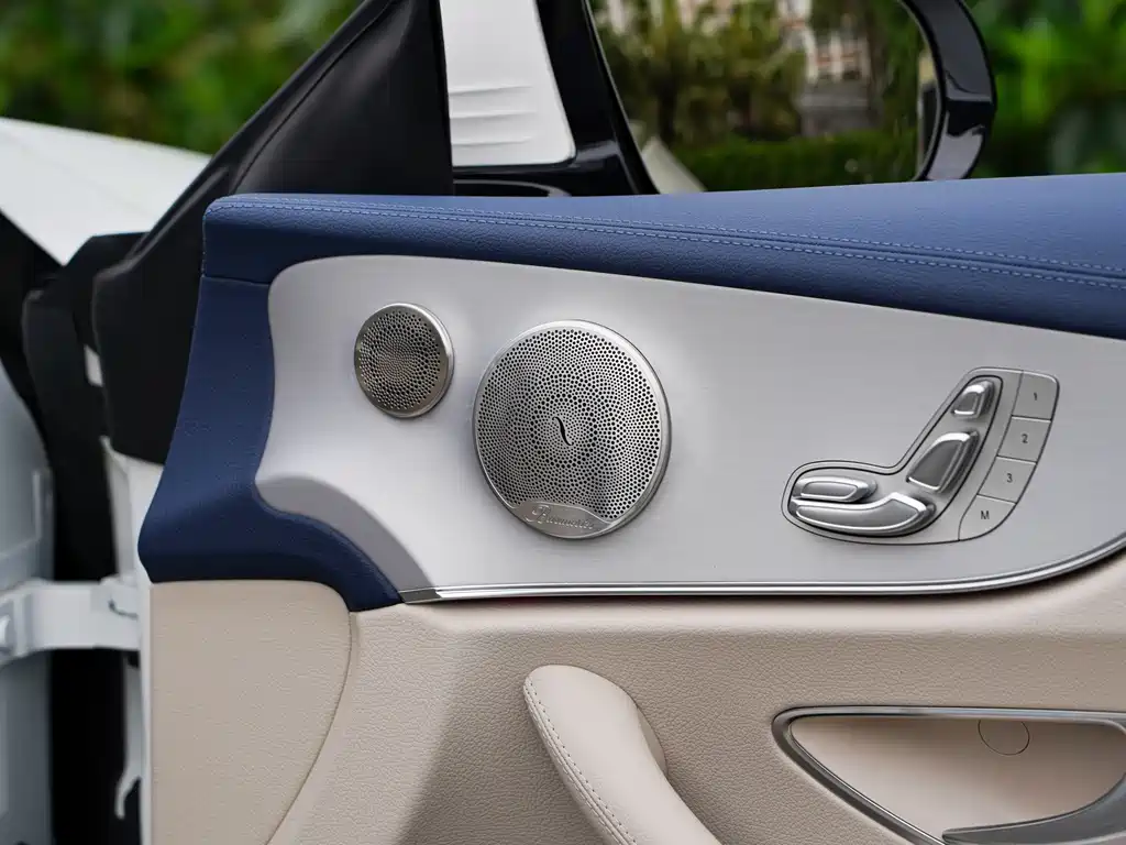 Mercedes-Benz E-Class 2023 — фото 20