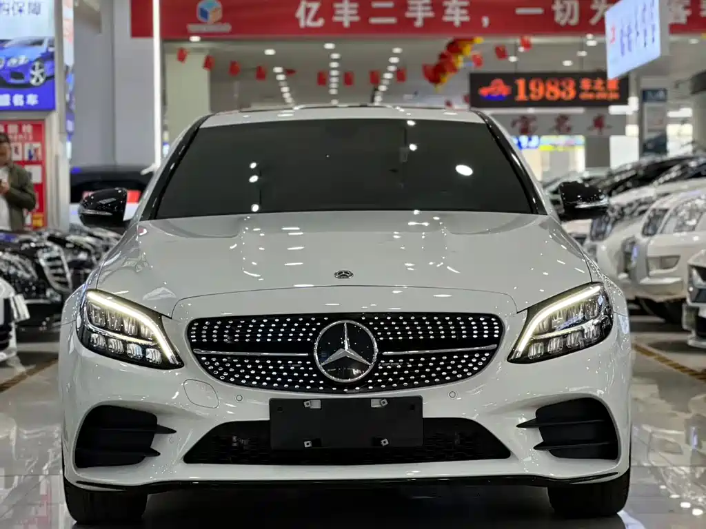 Mercedes-Benz C-Class 2019 — фото 3