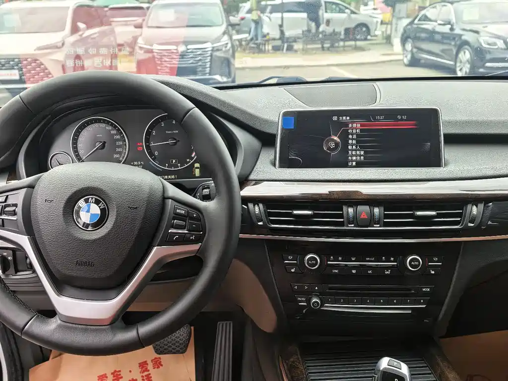 BMW X5 2014 — фото 10