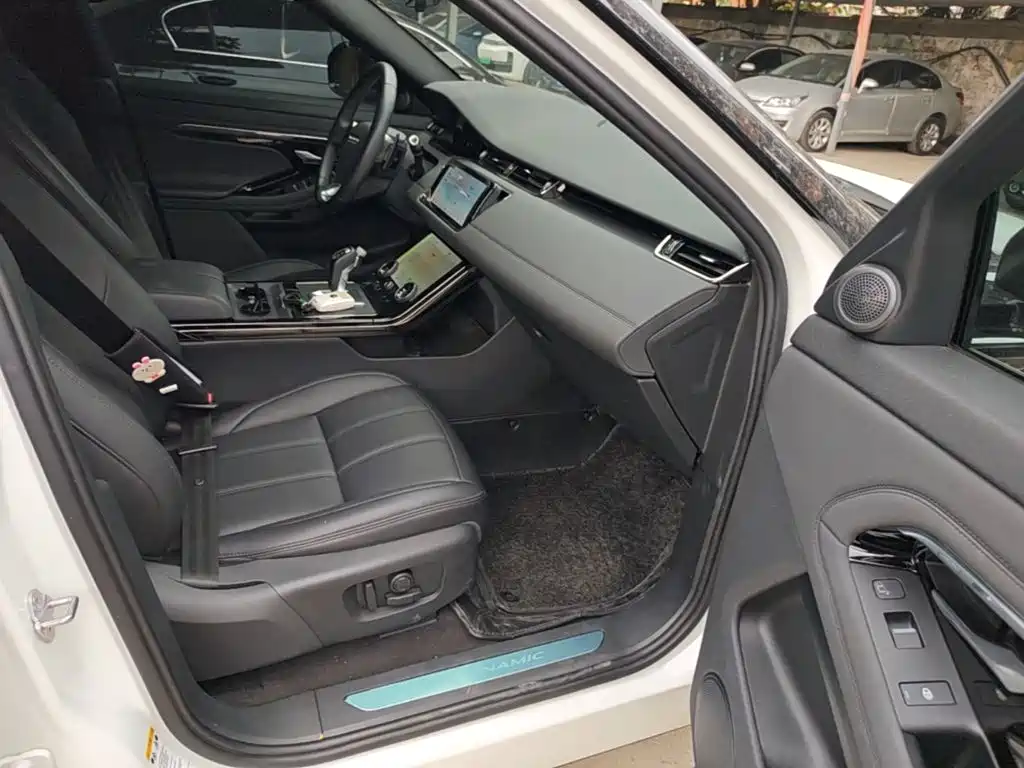 Land Rover Evoque 2020 — фото 25