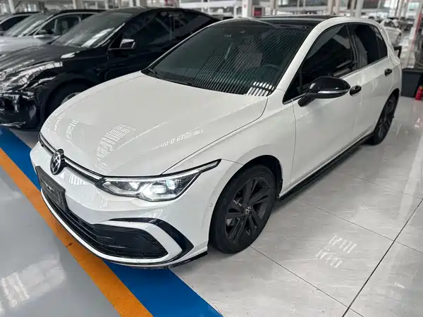 Volkswagen Golf 2022