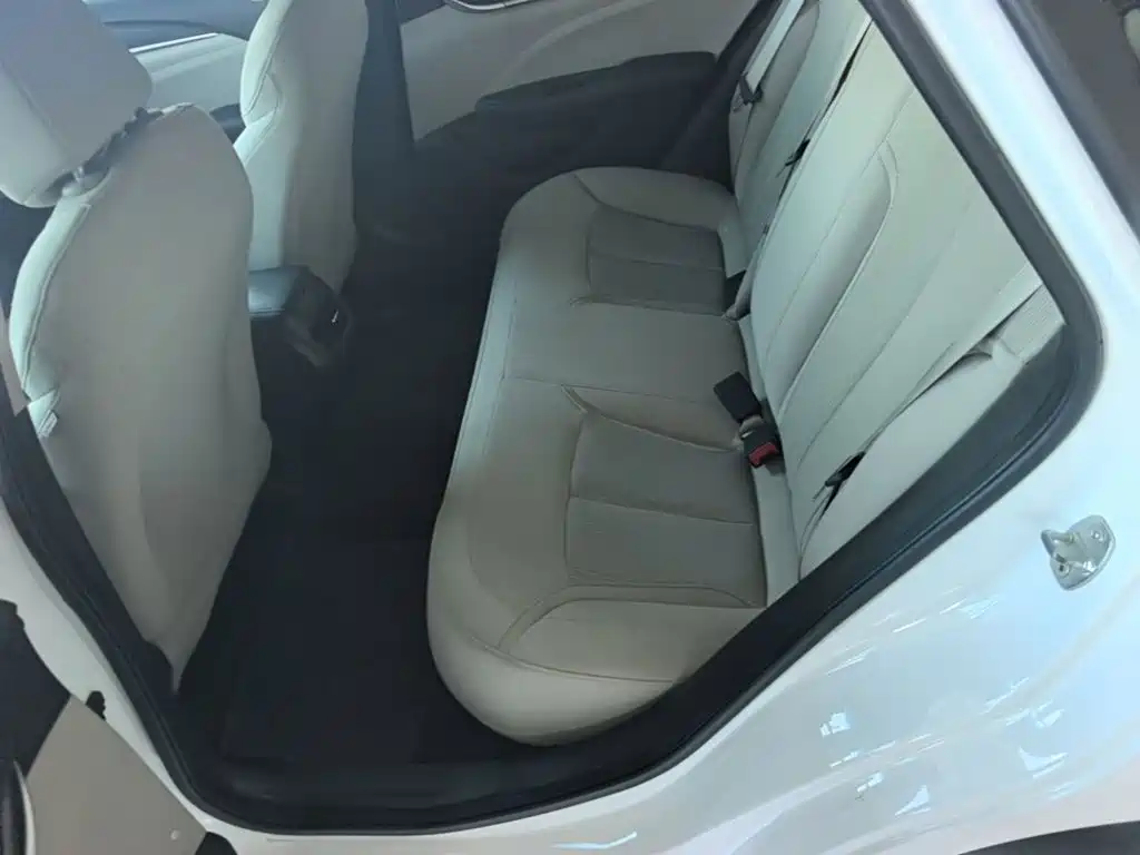 Buick Excelle GT 2018 — фото 17