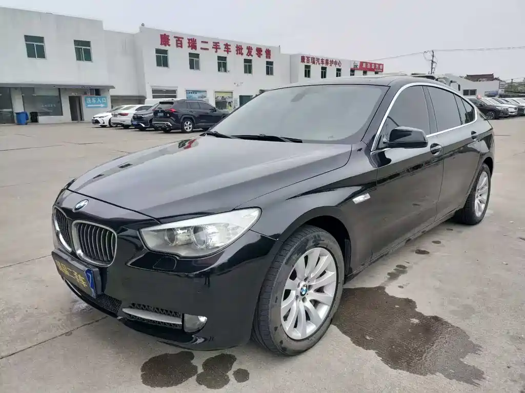 BMW 5 Series GT 2012