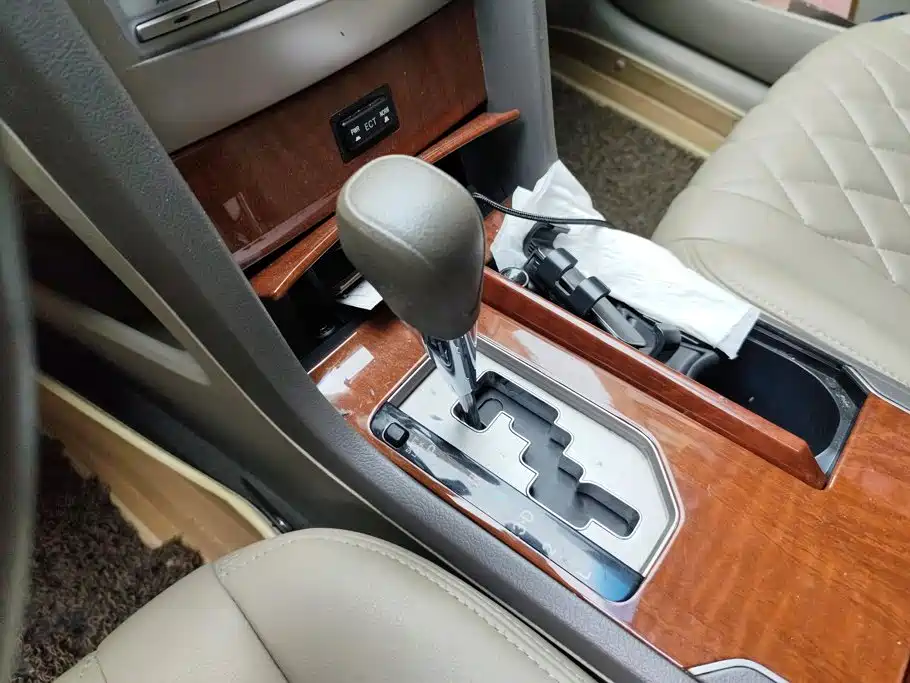 Toyota Camry 2014 — фото 16