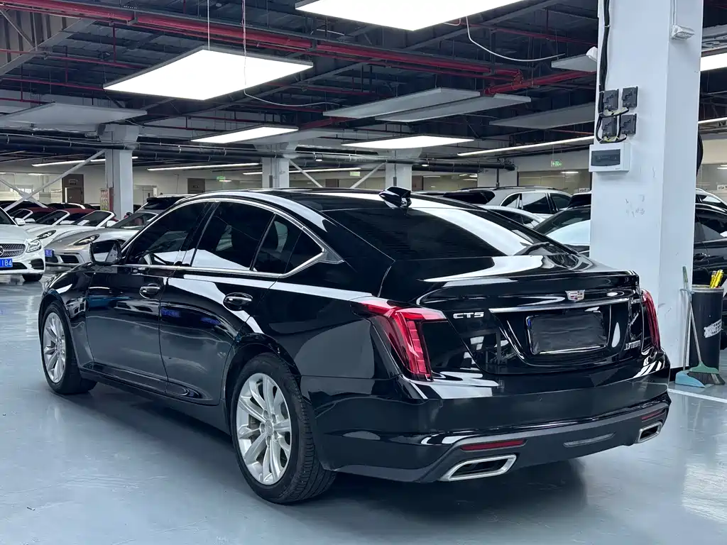 Cadillac CT5 2024 — фото 21