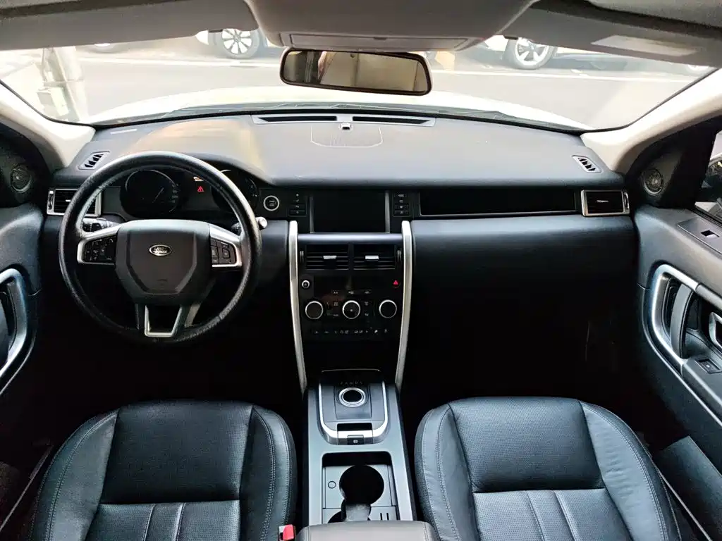 Land Rover Discovery Sport 2016 — фото 10