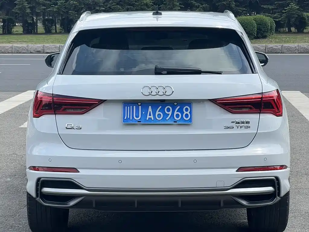 Audi Q3 2022 — фото 18