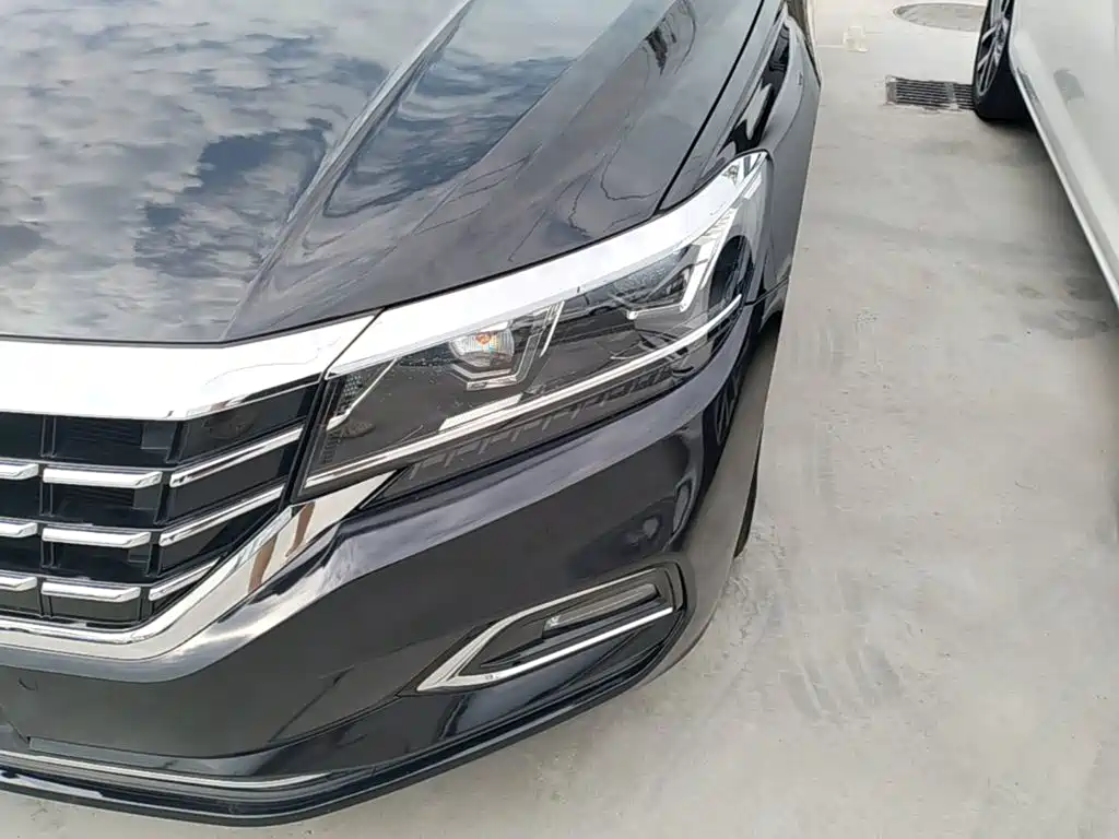 Volkswagen Passat 2019 — фото 24
