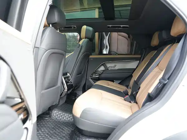 Land Rover Range Rover Sport 2023