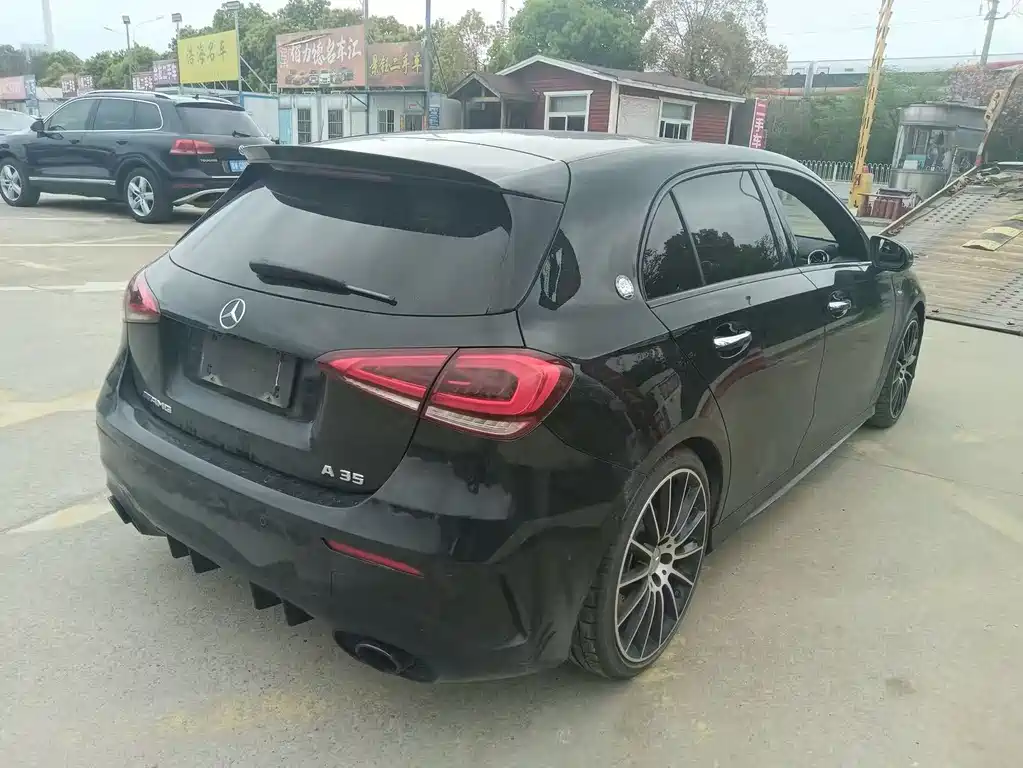 Mercedes-Benz A-Class AMG 2023 — фото 4
