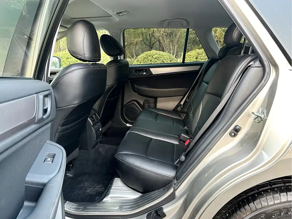 Subaru Outback 2015 — фото 13