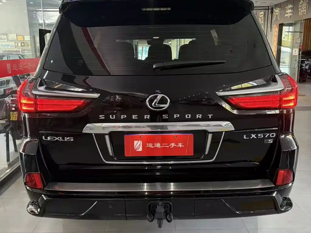 Lexus LX 2019 — фото 4