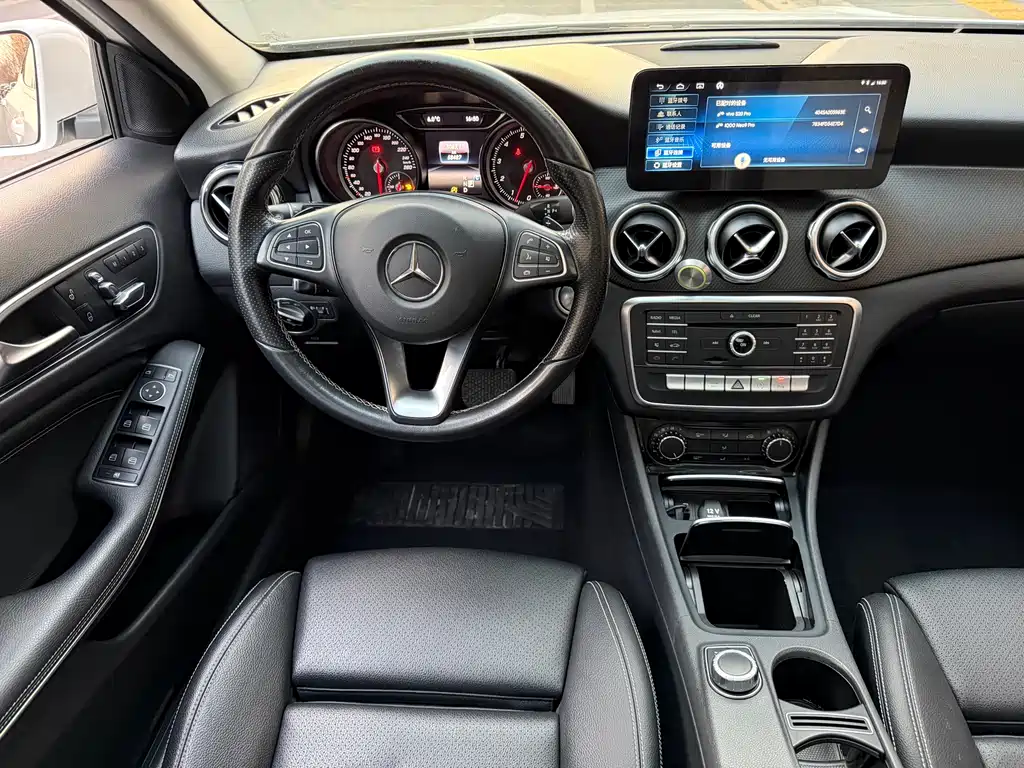 Mercedes-Benz GLA 2018 — фото 8