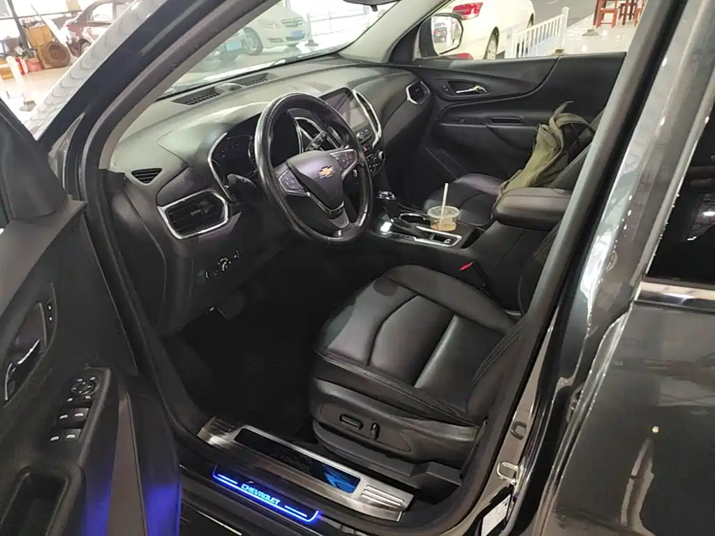 Chevrolet Equinox 2017 — фото 15