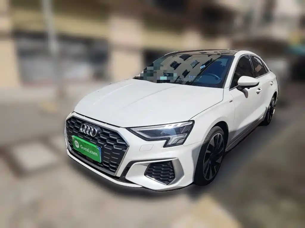 Audi A3 2023 — фото 2
