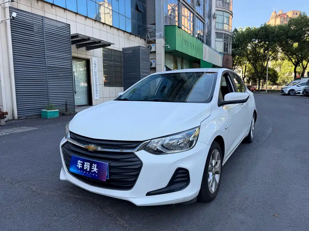 Chevrolet Cavalier 2020 — фото 1