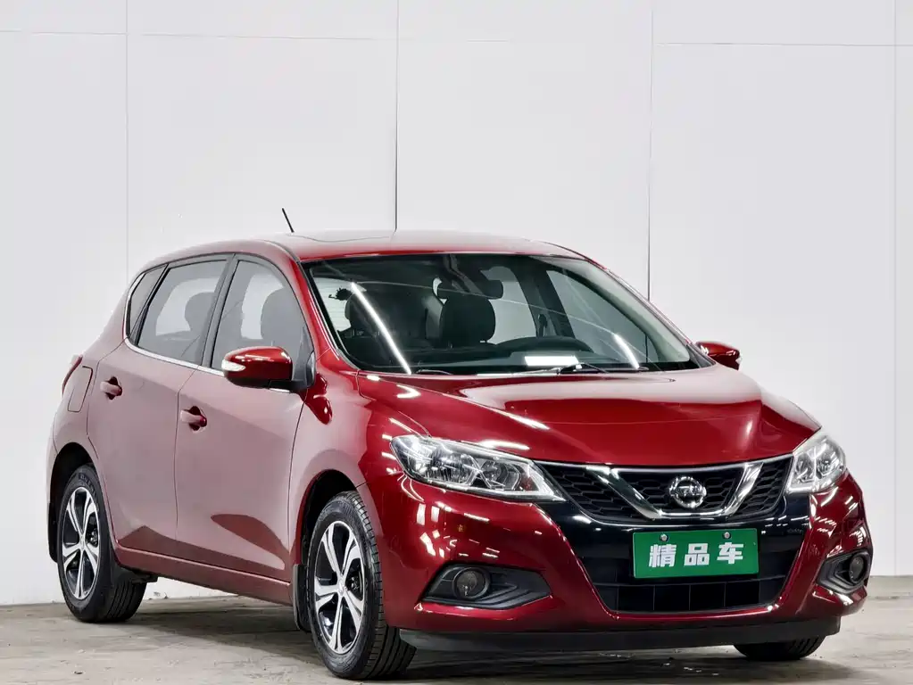 Nissan Tiida 2017 — фото 3