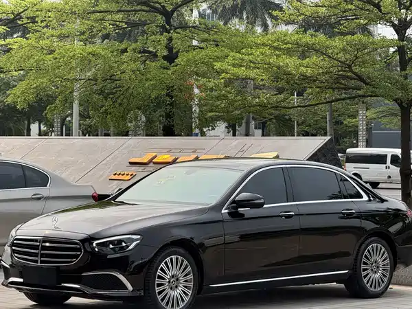 Mercedes-Benz E-Class 2021