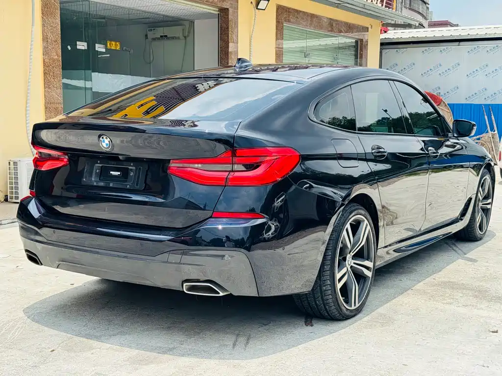 BMW 6 Series GT 2023 — фото 9
