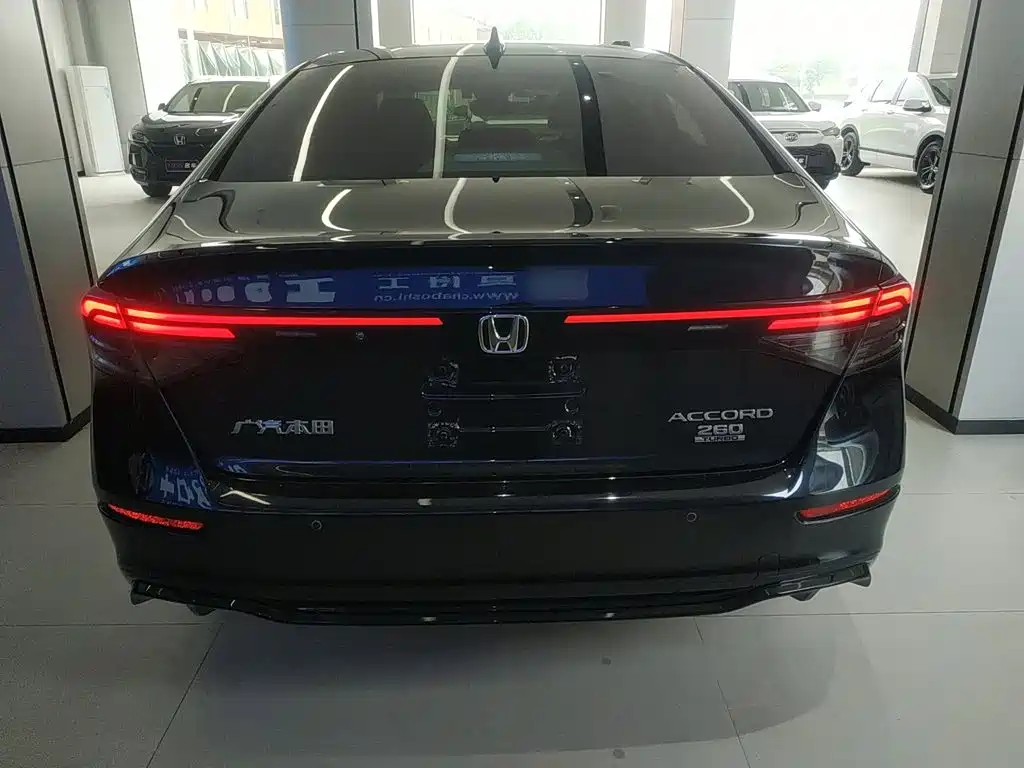 Honda Accord 2025 — фото 4